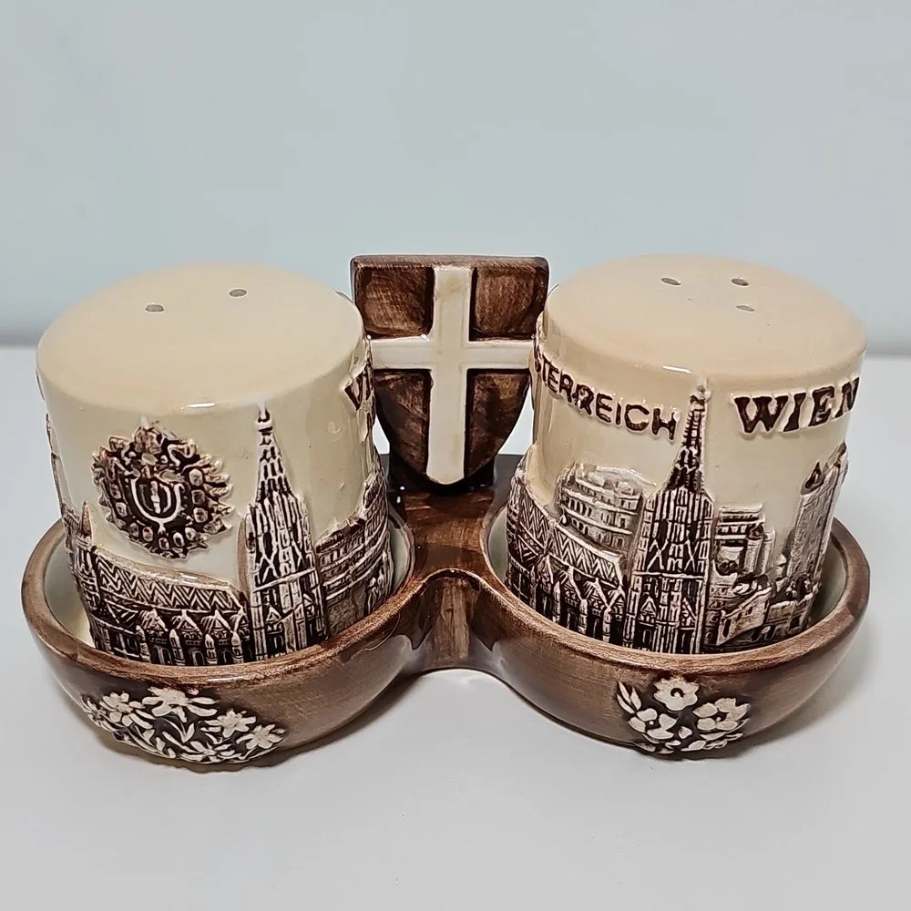 Risch Lau Vienna Austria Cityscape Salt Pepper Shakers Ceramic Holder